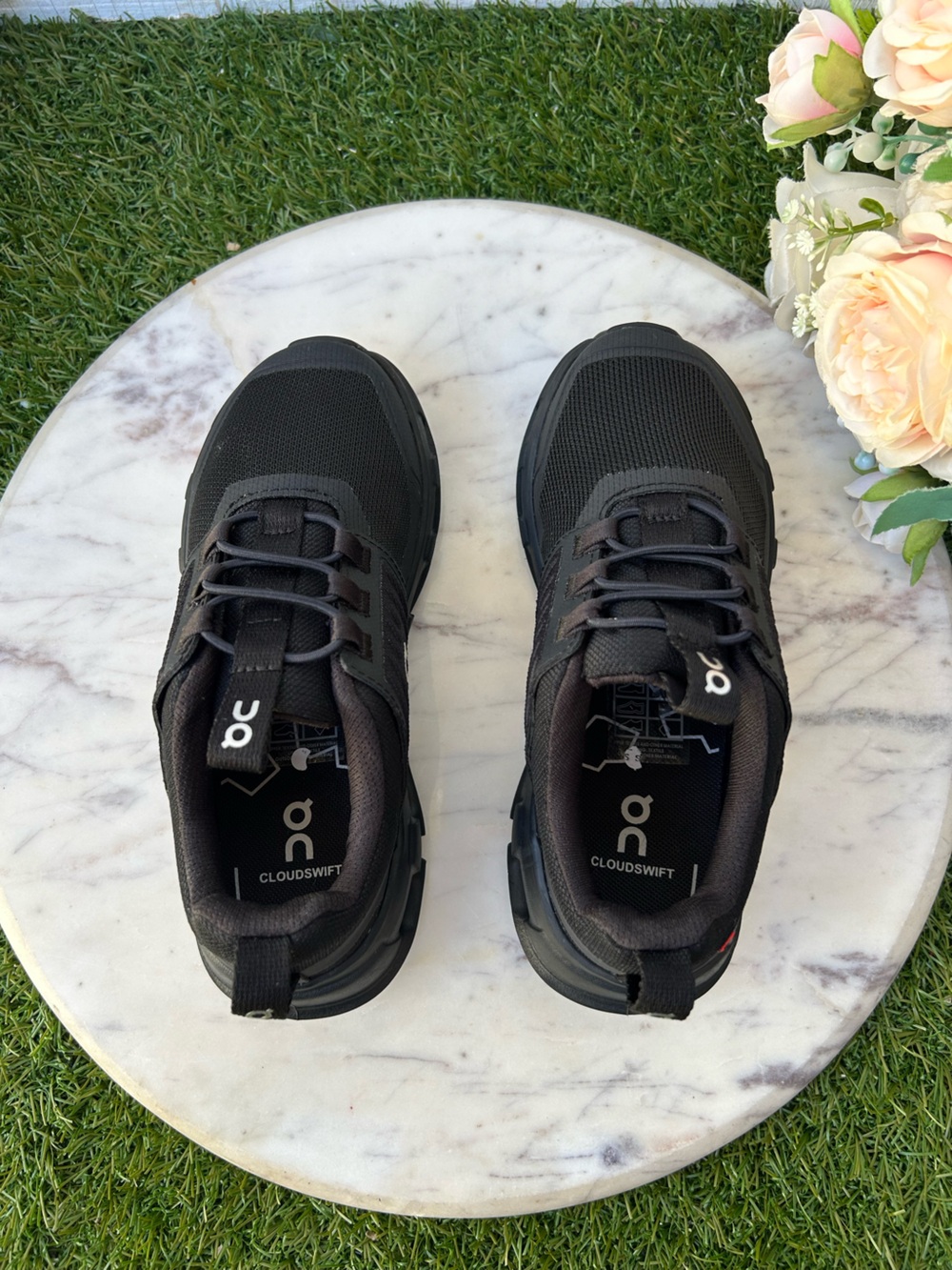 On Running Kids' Cloudswift Running Shoe all black
size 12 unisex, gently used - Picture 8 of 16